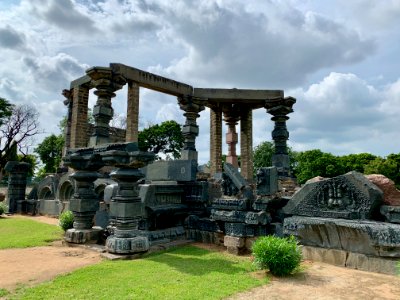 A_display_of_Hindu_and_Jain_temple_ruins,_Warangal_Fort_Park_and_Museum,_Telangana,_India_-_41
