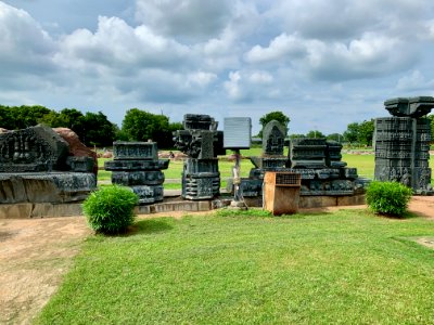A_display_of_Hindu_and_Jain_temple_ruins,_Warangal_Fort_Park_and_Museum,_Telangana,_India_-_40
