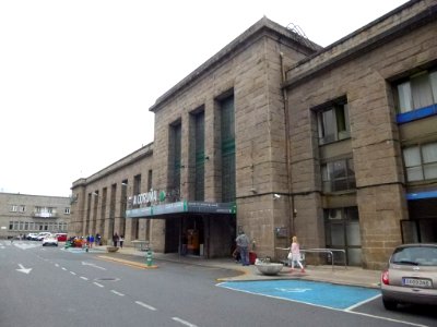 A_Coruña_-_Estación_de_San_Cristóbal_3