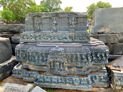 A_display_of_Hindu_and_Jain_temple_ruins,_Warangal_Fort_Park_and_Museum,_Telangana,_India_-_77