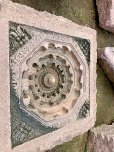 A_display_of_Hindu_and_Jain_temple_ruins,_Warangal_Fort_Park_and_Museum,_Telangana,_India_-_114
