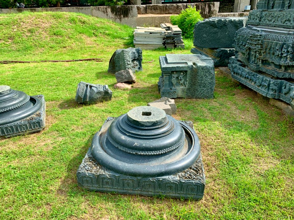 A_display_of_Hindu_and_Jain_temple_ruins,_Warangal_Fort_Park_and_Museum,_Telangana,_India_-_75