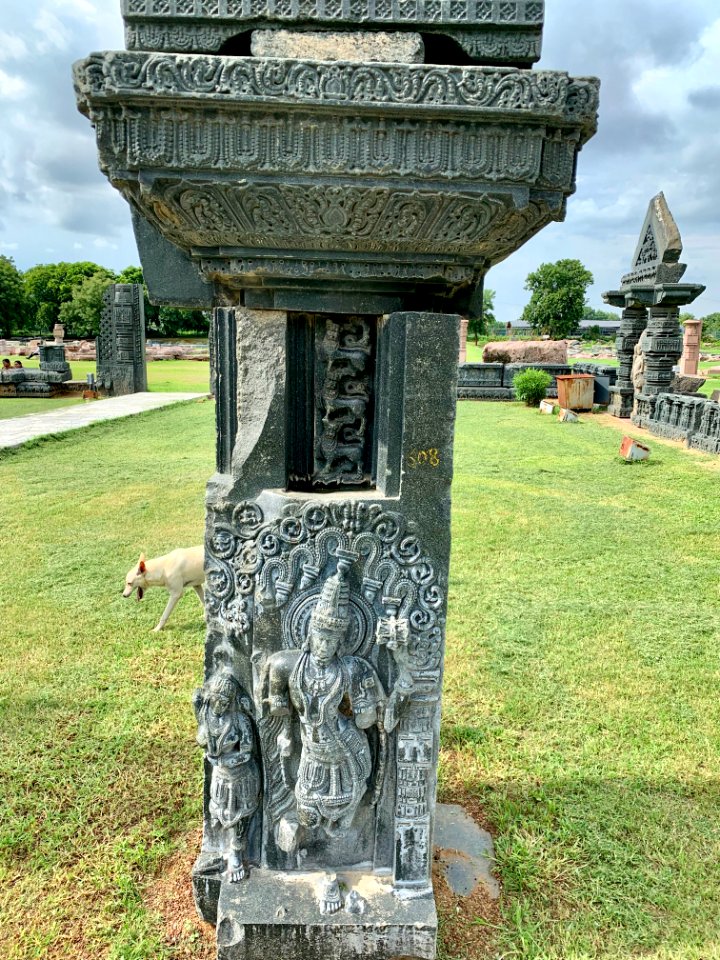 A_display_of_Hindu_and_Jain_temple_ruins,_Warangal_Fort_Park_and_Museum,_Telangana,_India_-_66