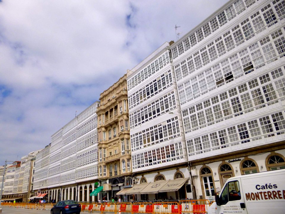 A_Coruña_-_Galerías_07
