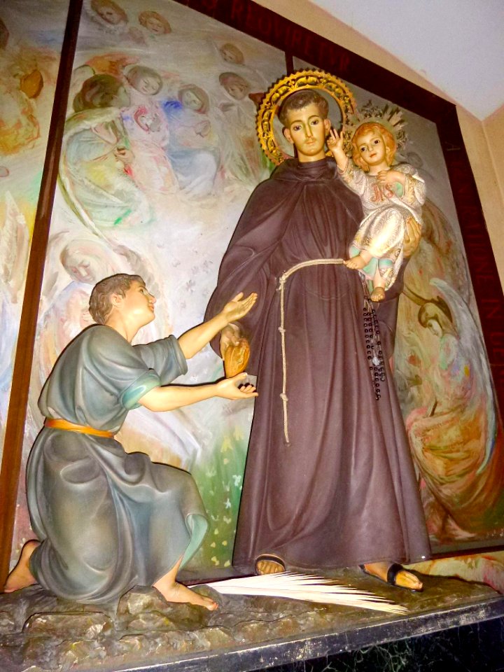 A_Coruña_-_Iglesia_de_la_Divina_Pastora_(Capuchinos)_13
