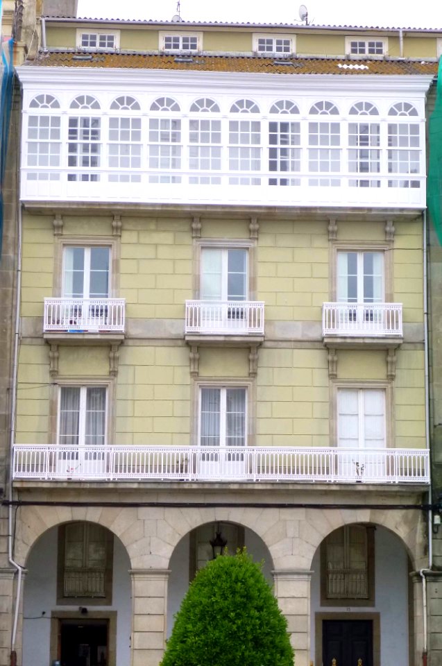 A_Coruña_-_Plaza_de_María_Pita_1
