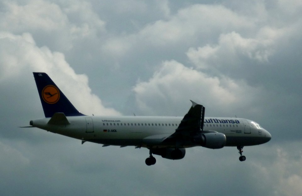 A320LufthansaD-AIOL