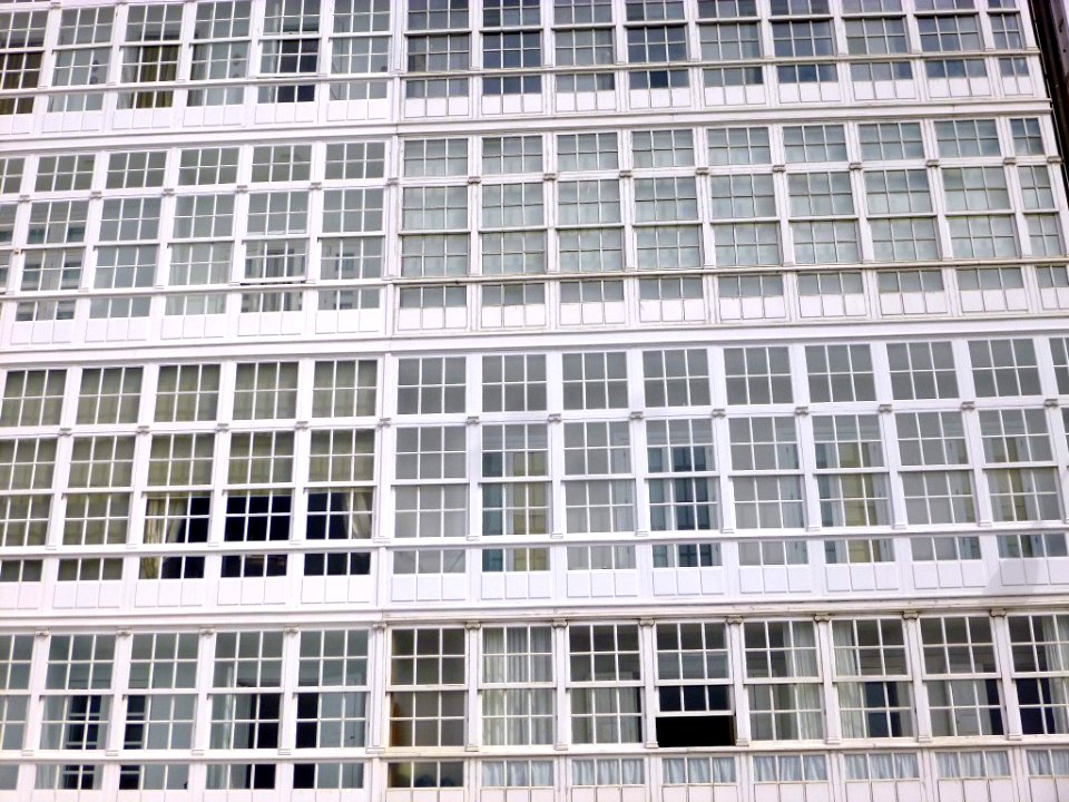 A_Coruña_-_Galerías_04