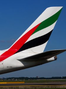 A6-EDI_Emirates_Airbus_A380-861_-_cn_028_at_Schiphol_(AMS_-_EHAM),_The_Netherlands,_16may2014,_pic-011