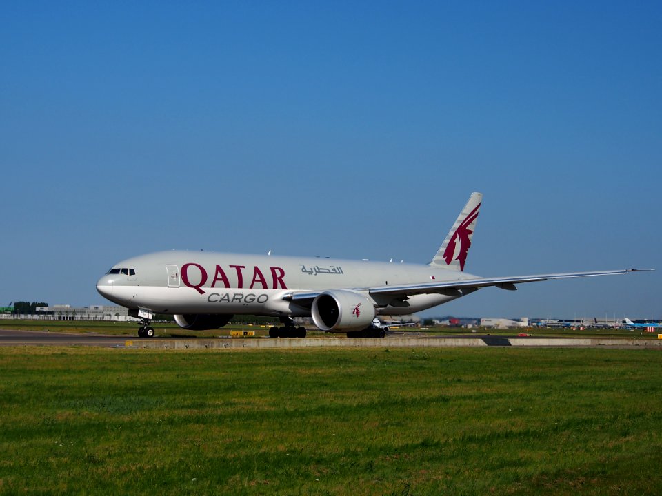 A7-BFC_Qatar_Airways_Cargo_Boeing_777-FDZ_-_cn_36099,_taxiing_21july2013_pic-003