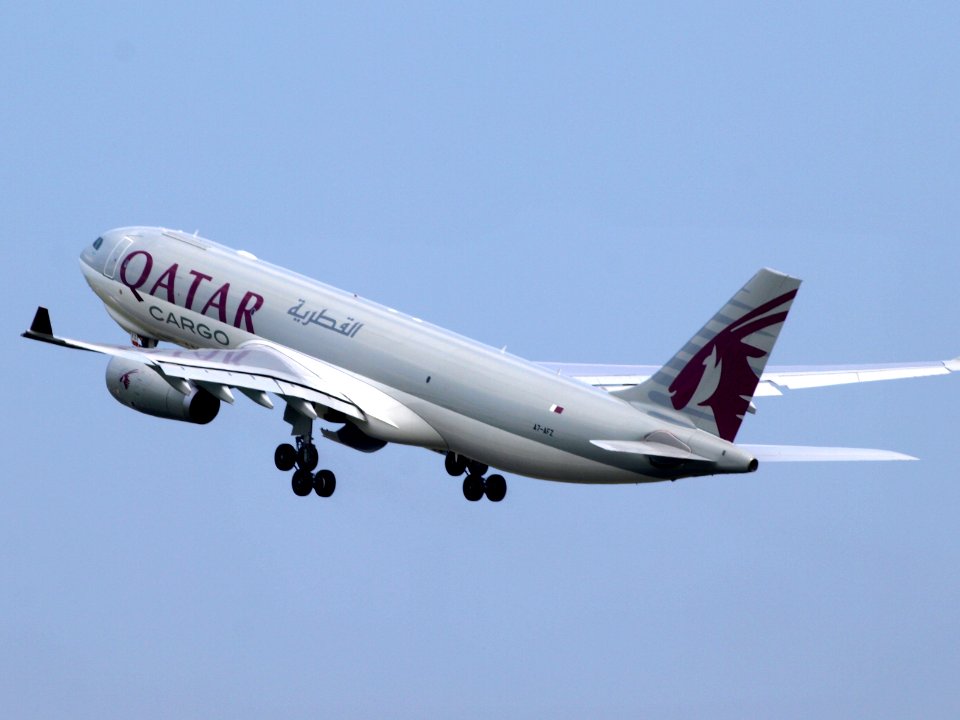 A7-AFZ_Qatar_Airways_Cargo_Airbus_A330-243F_-_cn_1406_pic4