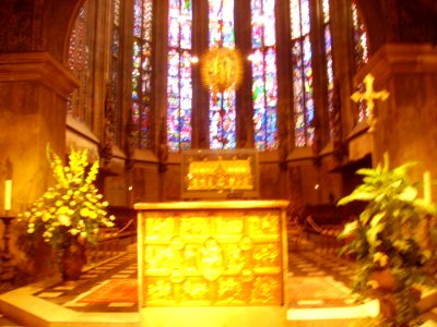 Aachen_Kaiserdom_Innen_Heiligenschrein