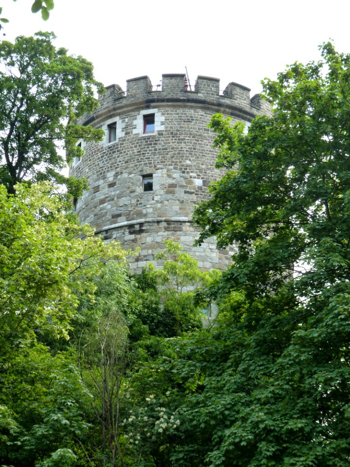 Aachen-Langer_Turm_(2)