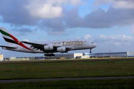 A6-EUK_EHAM_7