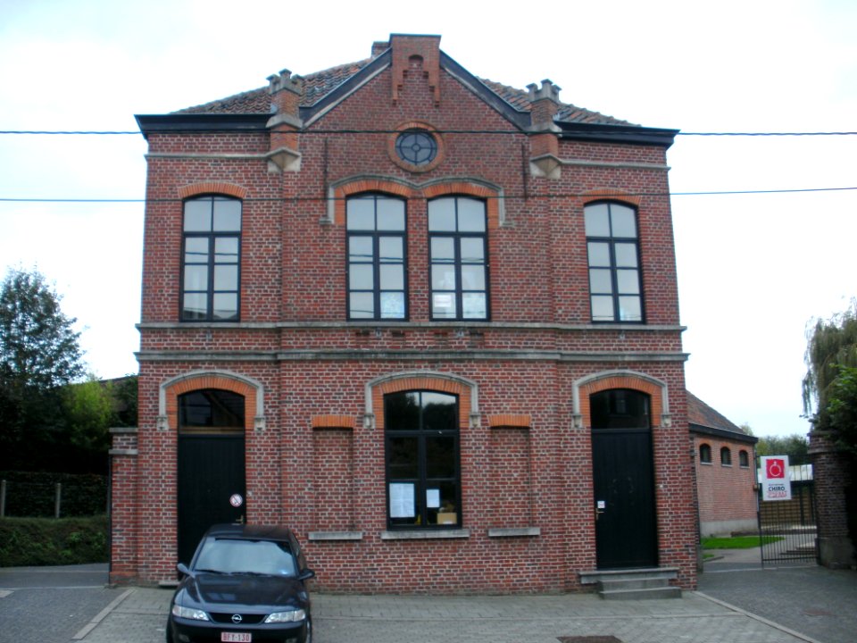 Aaigem_gemeentehuis_Ratmolenstraat_13
