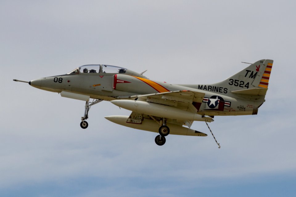 A-4_Skyhawk_NAS_Ft_Worth-3