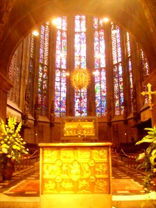 Aachen_Kaiserdom_Innen_Chor_1