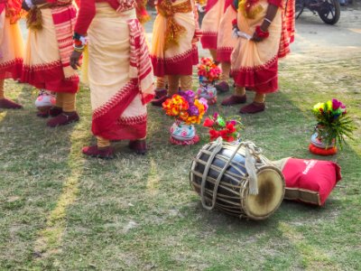 Aadivasi_(Tribal_People_of_West_Bengal)_Dance_performers