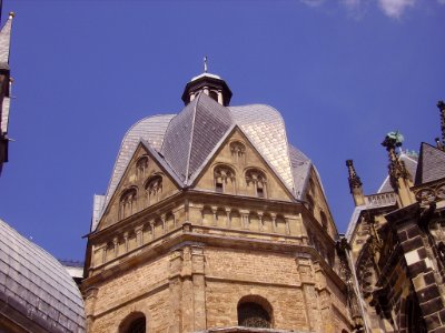 Aachen_Kaiserdom_Kuppel_5