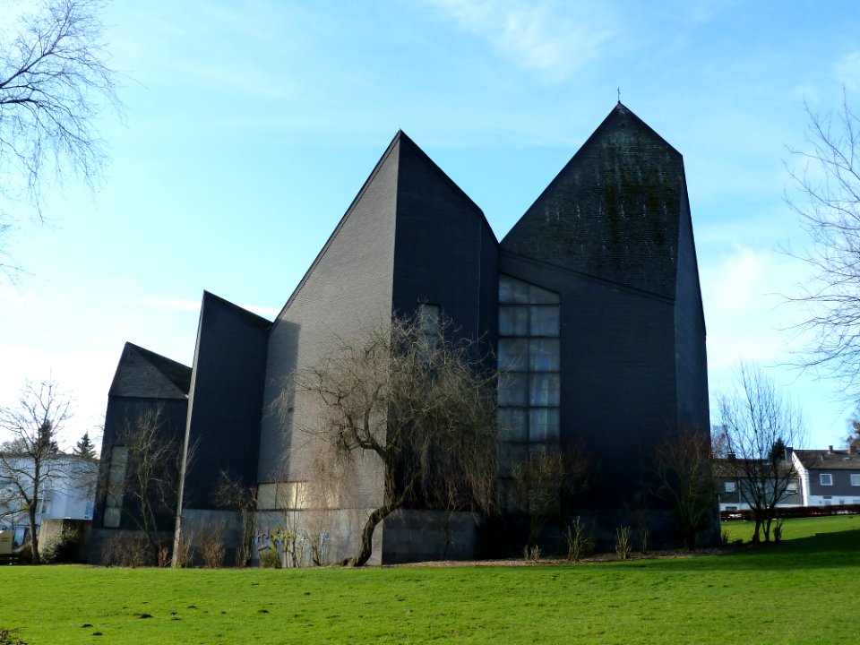 Aachen-St._Hubertuskirche_(6)