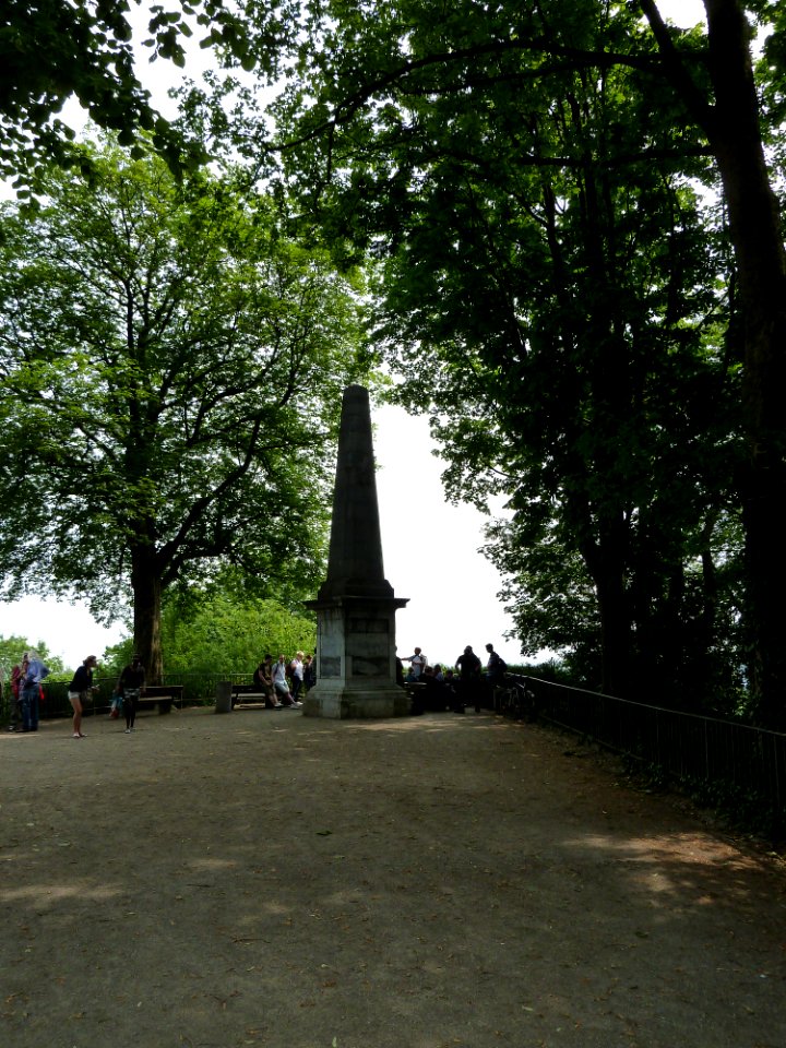 Aachen-Obelisk_Lousberg_(2)