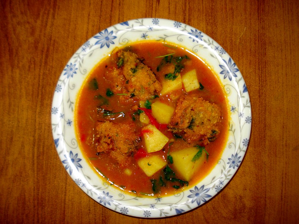 Aaloo_Pakora_Curry