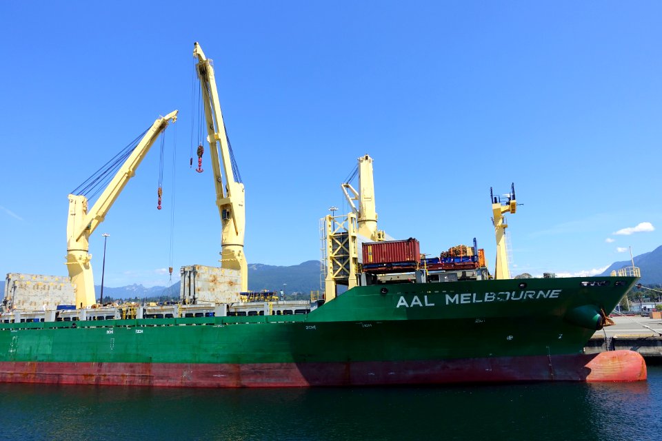 AAL_Melbourne,_IMO_9498456_-_Vancouver,_Canada_-_DSC09379
