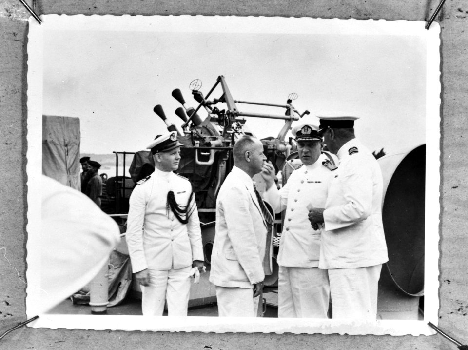 Aan_boord_van_een_motortorpedoboot,_Bestanddeelnr_935-0102