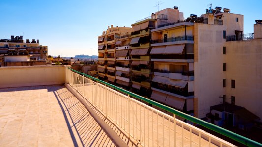 A_terrace_in_Athens_on_October_23,_2020