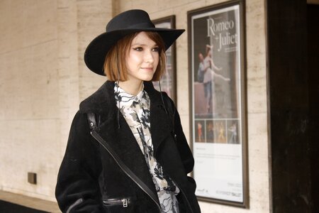 Fashion week model street style style