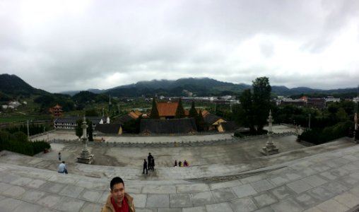 A_panoramic_view_of_Weishan_Miyin_Temple_in_October_2017,_picture6