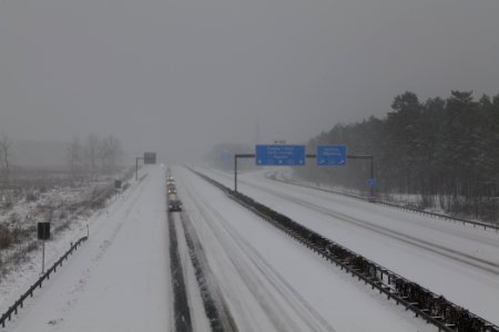 A9_from_R1_bridge_Ferch_with_snow_2021-02-07_19