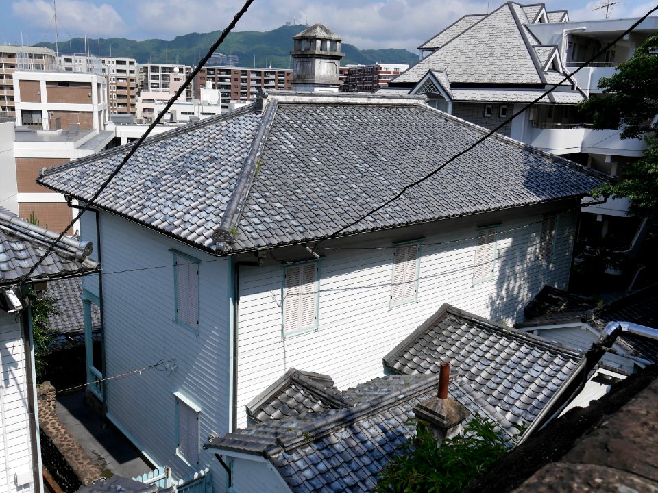 A_ridge_of_Higashiyamate_Western-style_house_group_01