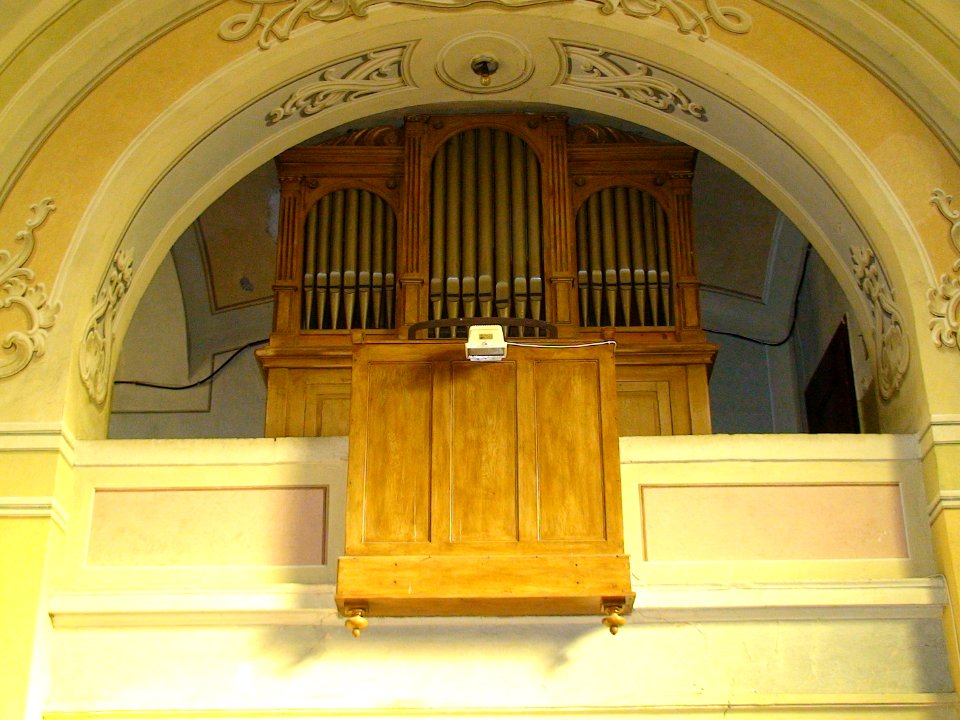 A_szarvaskői_templom_orgonája_-_2009