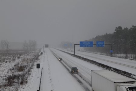 A9_from_R1_bridge_Ferch_with_snow_2021-02-07_16