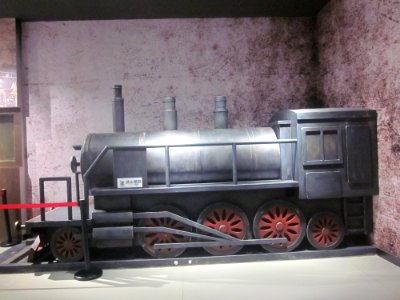 A_train_model_is_on_the_exhibition_in_the_Museum_of_Xinhai_Revolution_Figures