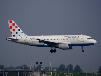 9A-CTL_landing_at_Schiphol_(AMS_-_EHAM),_The_Netherlands,_pic2