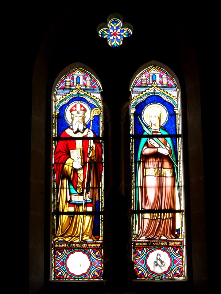 Église_de_Candé-sur-Beuvron,_vitrail_10