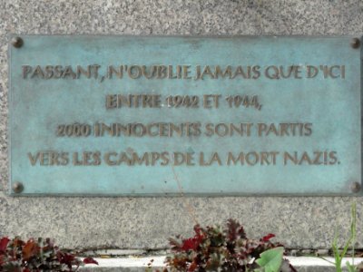 Écrouves_(Meurthe-et-M.)_plaque_mémorial_2000_déportés