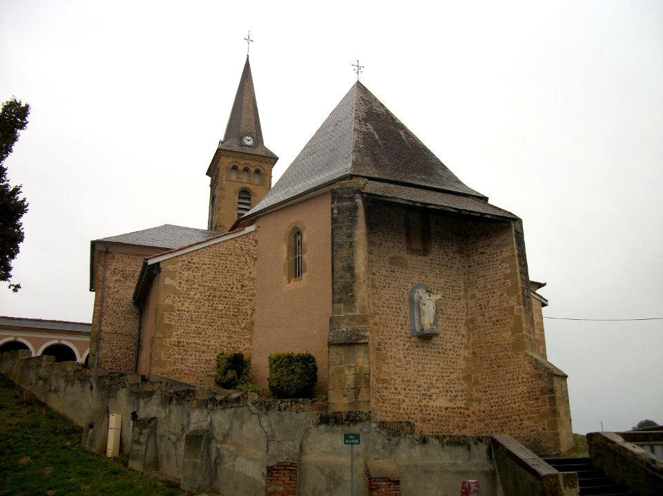 Église_de_l'Exaltation-de-la-Sainte-Croix_de_Puydarrieux_01