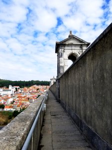 Águas_Livres_Aqueduct,_Lisbon,_Portugal_01