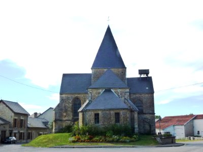 Écordal_(Ardennes)_église_Saint-Rémi,_chevet_et_tour