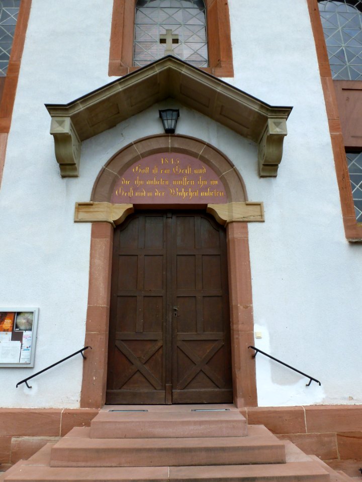 Église_Saint-Michel_d'Ernolsheim-lès-Saverne_1