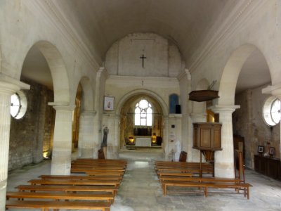 Église_Saint-Paul-et-Saint-Rieul_de_Brenouille,_intérieur_(1)