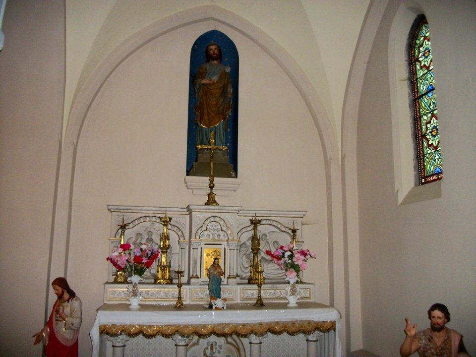 Église_Saint-Jean_l'Évangéliste_de_Bertren_03
