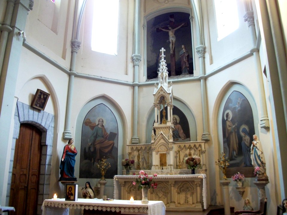 Église_Saint-Jean_l'Évangéliste_de_Bertren_01