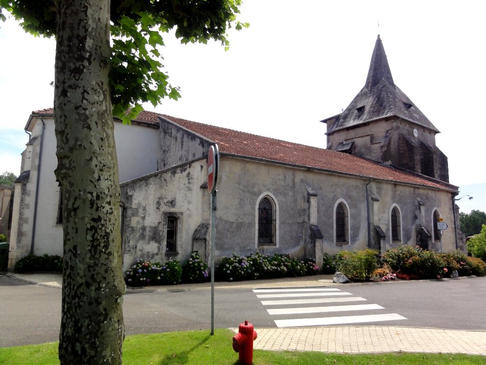 Église_Saint-Hilaire_de_Lesperon,_extérieur