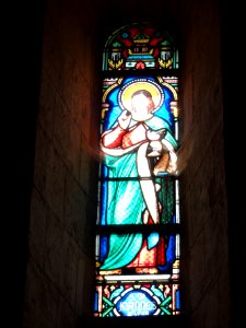 Église_Saint-Hilaire_de_Melle,_vitrail_07