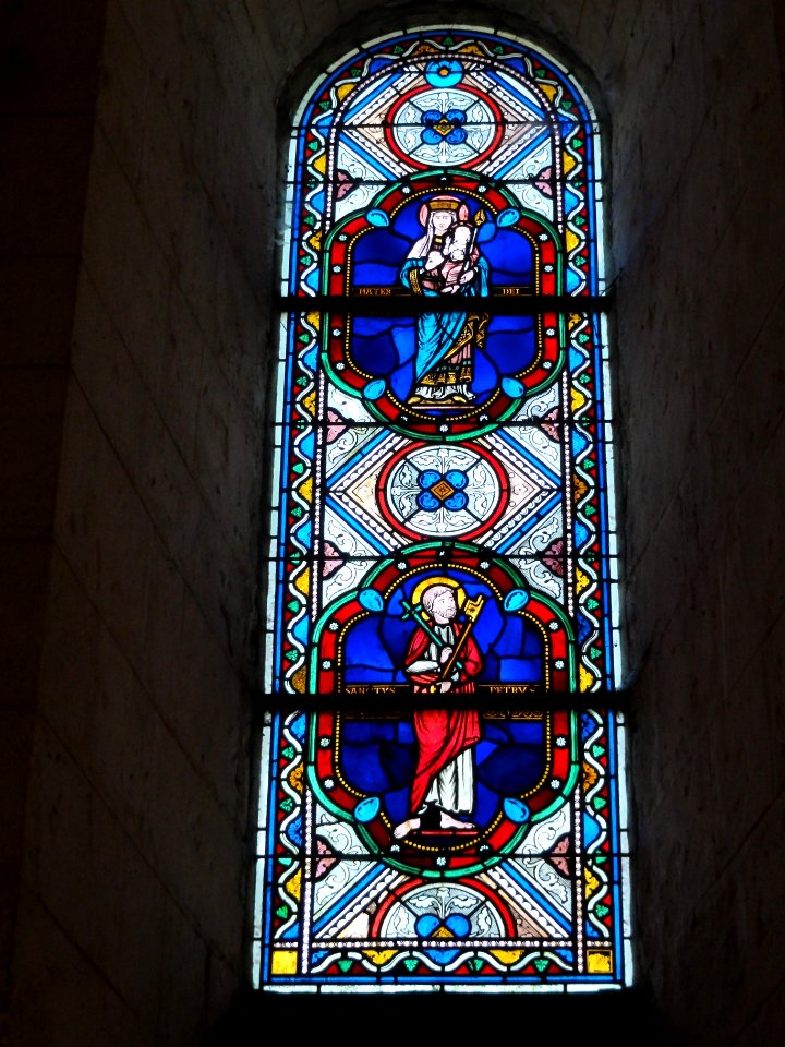 Église_Saint-Hilaire_de_Melle,_vitrail_17