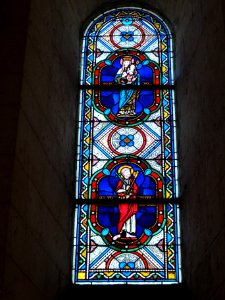 Église_Saint-Hilaire_de_Melle,_vitrail_17